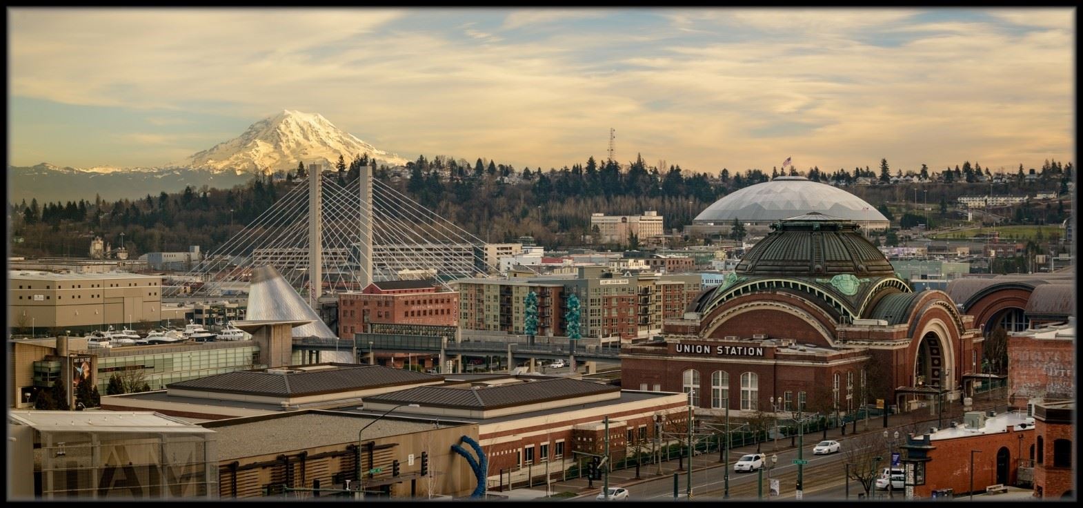 Museum District Downtown Tacoma Photo courtesy of Ernie Misner (https://www.flickr.com/photos/erniemisner/)